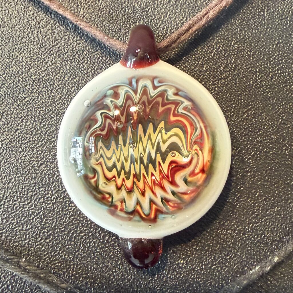 Wig Wag Pendant Red White Yellow Orange